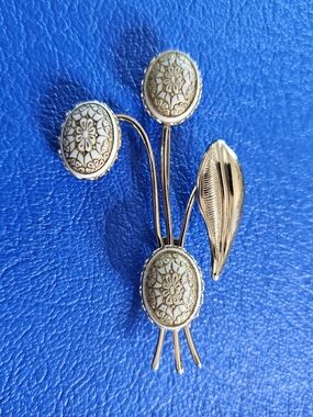 Vintage Gold Tone White Enamel Floral Brooch | Mid Century Modern Flower Pin